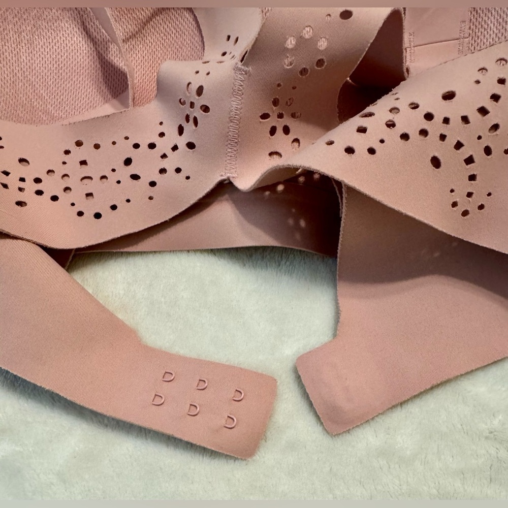 Victorias Secret Sport Angel Max Support Sports Bra light pink 34C - Picture 5 of 8